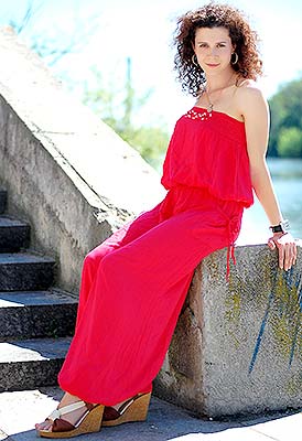 Dream bride Viktoriya from Zhitomir (Ukraine), 44 yo, hair color brown-haired