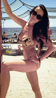 Balanced girl Anna in bikini from Nikolaev (Ukraine), 32 yo, hair color brown-haired