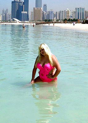 Social bride Anna in bikini from Krivoy Rog (Ukraine), 36 yo, hair color blonde